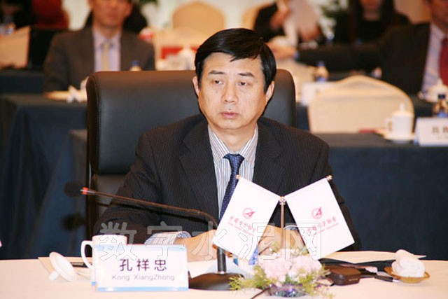 中国水泥协会副会长、秘书长孔祥忠