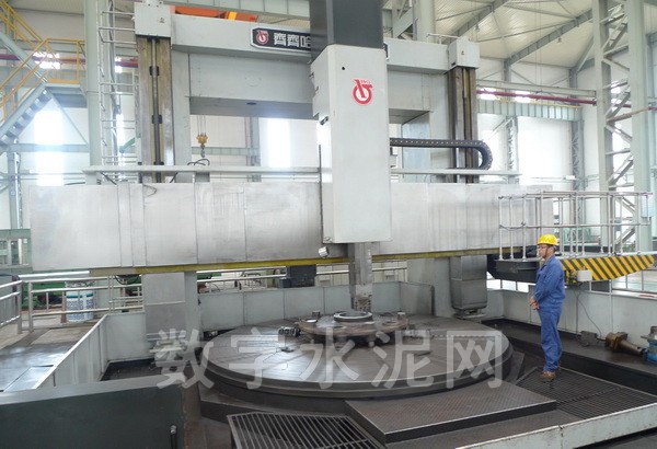 Ͷ��Լ3.3��Ԫ�Թ�˾�����׵ظ����ؽ�ˮ��װ������Ʒ����ӹ�����