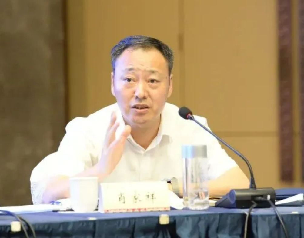 中国水泥协会执行会长肖家祥赴海螺水泥、红狮集团座谈