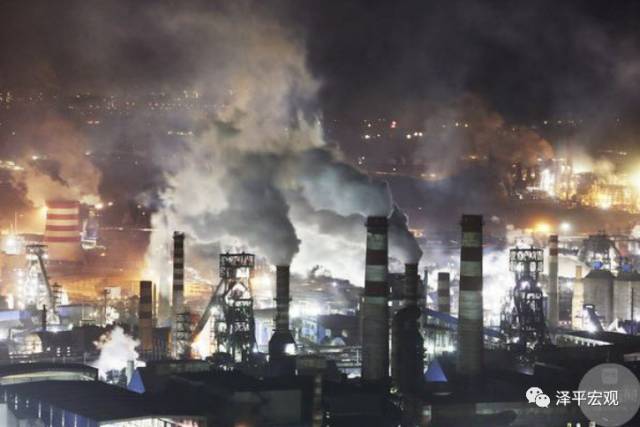 图：华北地区重化工厂夜晚关掉环保设备灯火通明排放