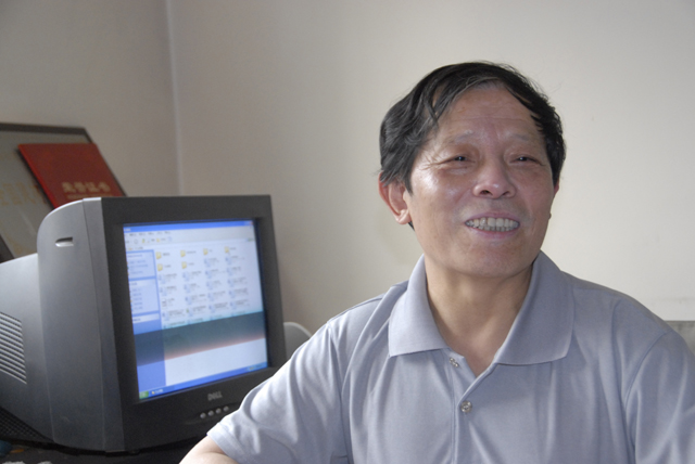 协会秘书长曹爱国